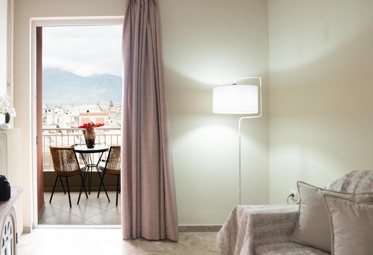 Best House Saint John, New Port Of Патра Екстериор снимка