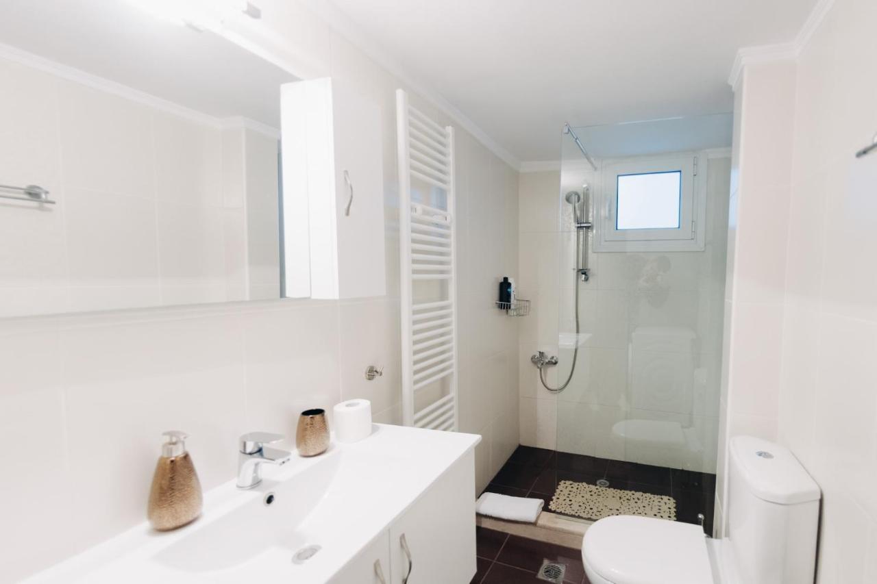 Best House Saint John, New Port Of Патра Екстериор снимка