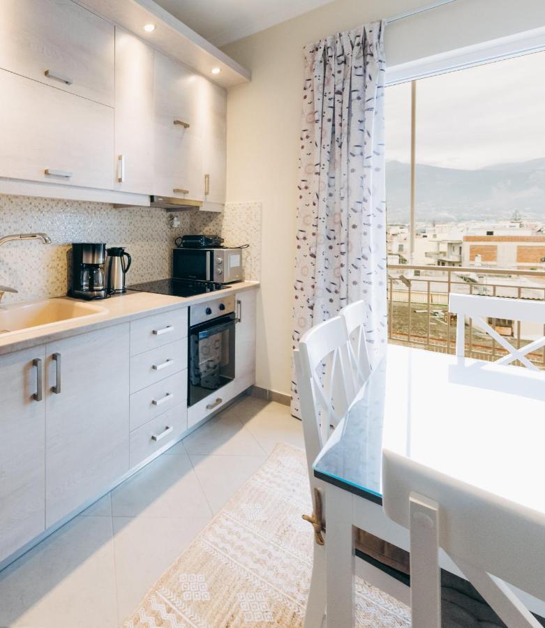 Best House Saint John, New Port Of Патра Екстериор снимка